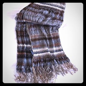 Tolani zig-zag scarf