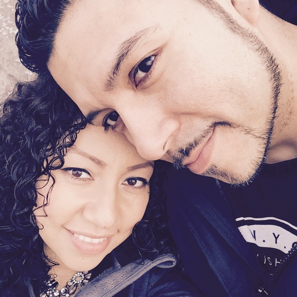 Meet your seller!๐๐๐ - Picture 2 of 4