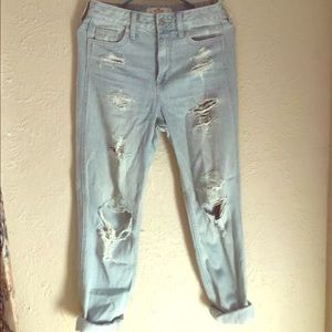 Hollister Ripped Boyfriend Jeans