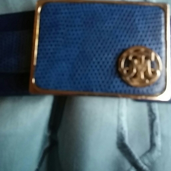 Royal Blue Patent & Faux Leather Stretch Belt - Picture 2 of 4