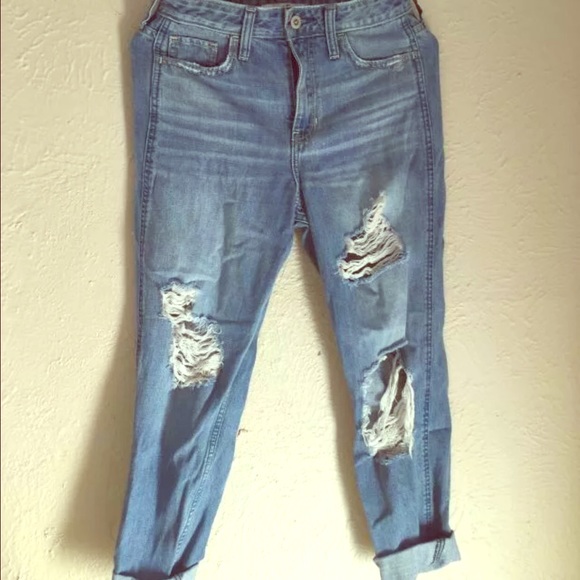 Hollister boyfriend