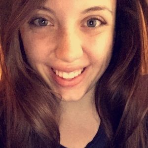 Meet your Posher, Katlyn