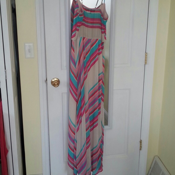 Maxi dress - Picture 3 of 3