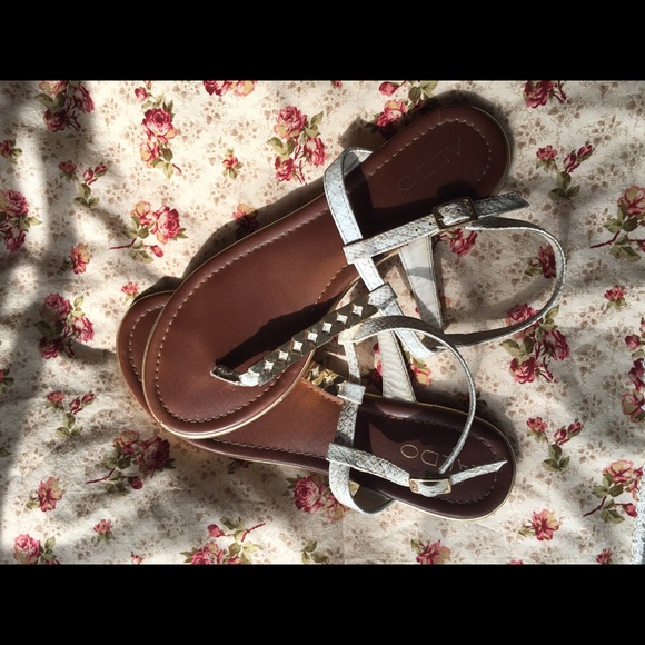 Aldo summer flat sandals us 8/eur 38.5/uk 5.5