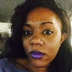 Meet your Posher, Candice