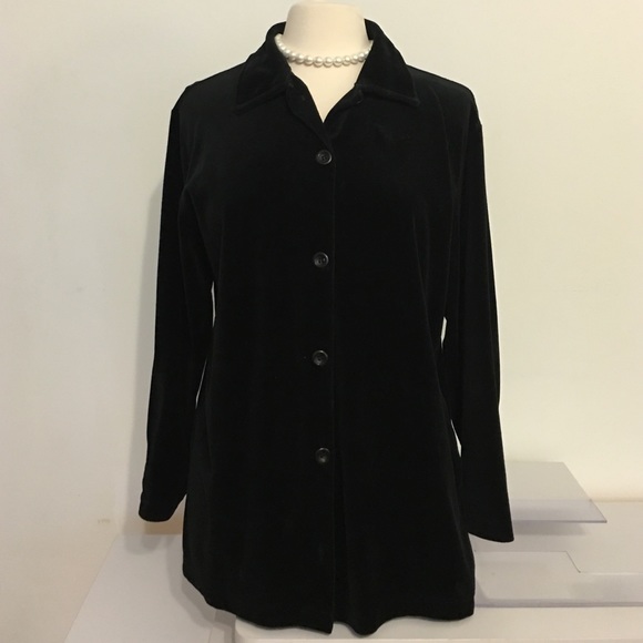 Blk velvet/velour like stretch shirt.  Elegant!