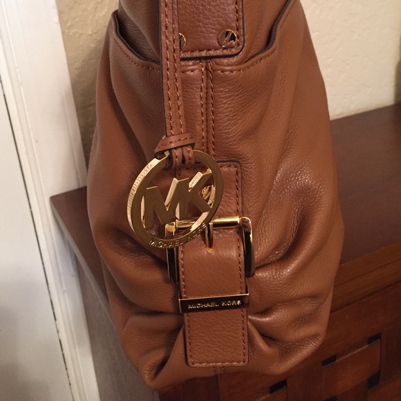 🆕Michael Kors "Portland" Shoulder handbag, NWT - Picture 3 of 4