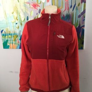 North Face Denali jacket size . S