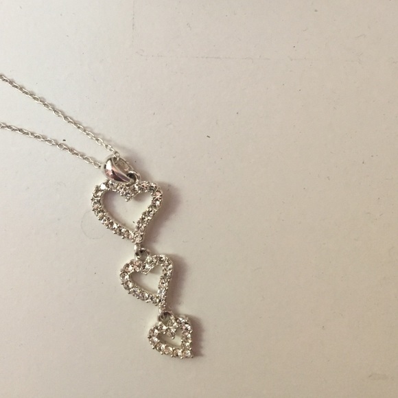 Necklace bundle - Picture 2 of 2
