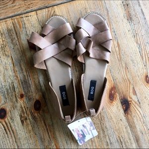 Urban Outfitters Hipster Leather Sandals NWT