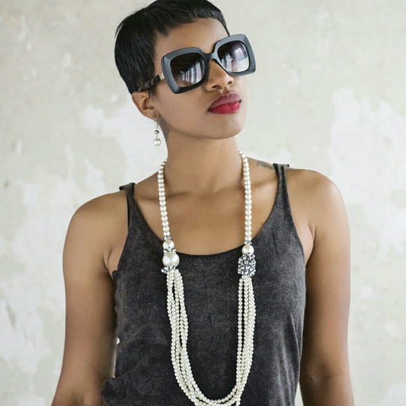 Necklace,  Earrings,  and Sunglass in one price