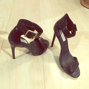Steve Madden black stilettos