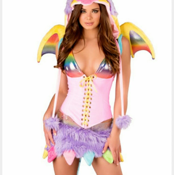 J valentine 💜costume!🐲🌈🌸🐢🐍🐸🐊 - Picture 1 of 4