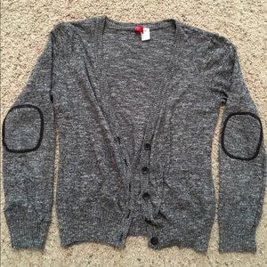 gray cardigan
