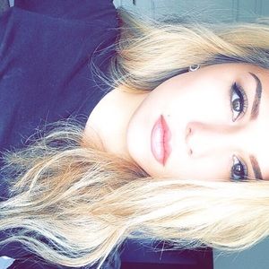 Meet your Posher, Carly