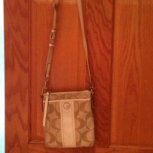 Coach Off White/Tan Hipster