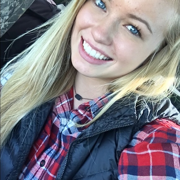 Meet your Posher, Lexi - Picture 1 of 1