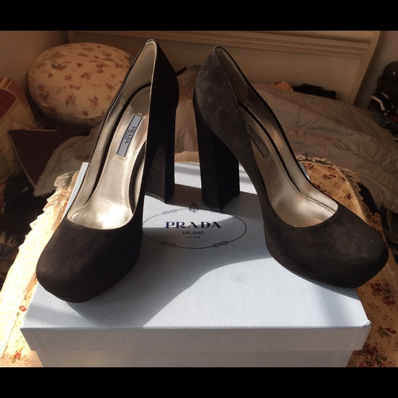 New with box Prada black suede heels 9.5 39.5