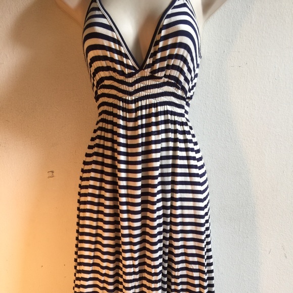 Long dress - Picture 1 of 3