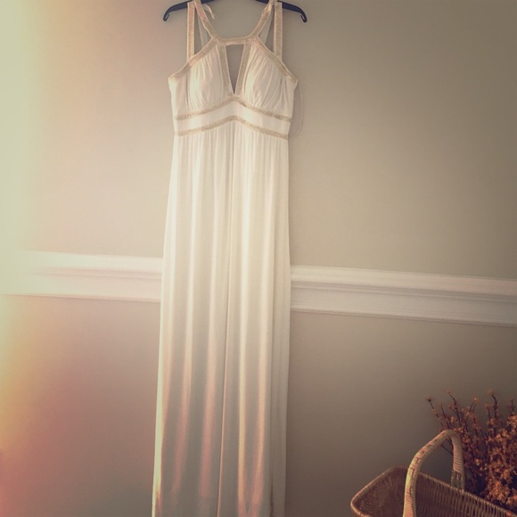 Ivory Goddess Prom Dress!