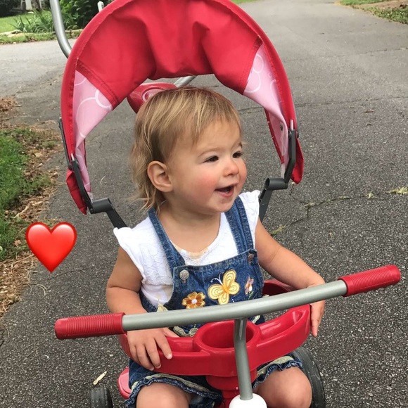 Meet your Posher, Melissa - Picture 2 of 2