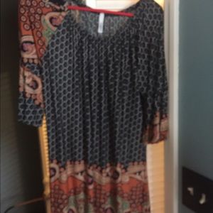 Tunic with bell sleeves