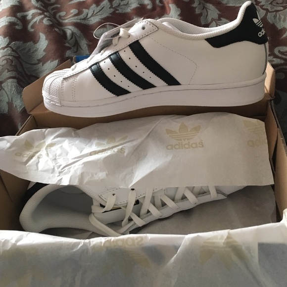 Adidas superstar