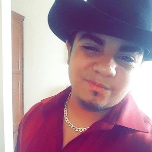 Meet your Posher, Leo