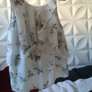 Pretty floral top