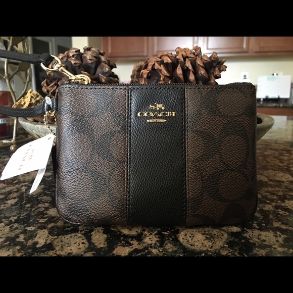 Coach wristlet ❌sold❌