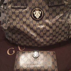 Authentic Gucci handbag and wallet😍😍😍