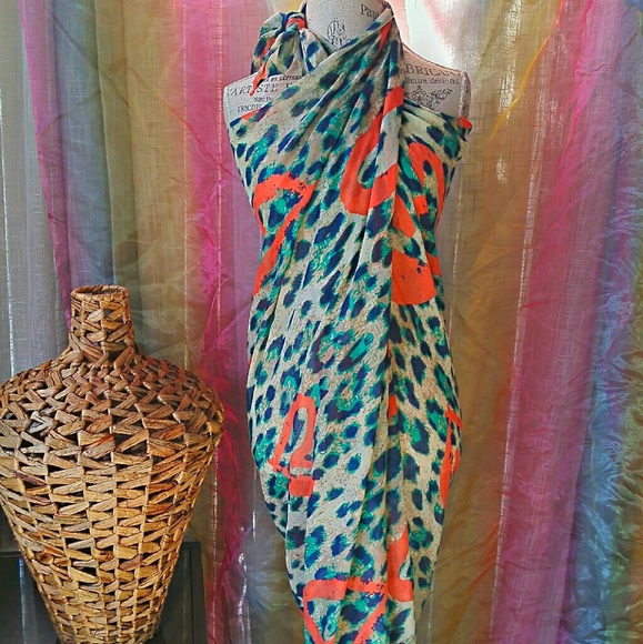 Scarf - Picture 2 of 4