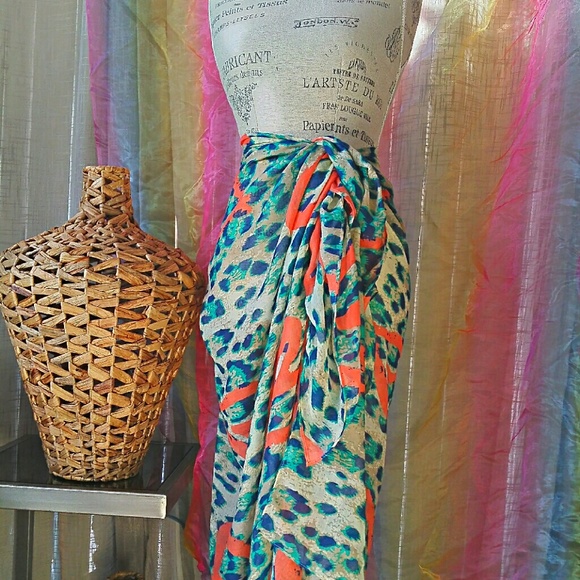 Scarf - Picture 3 of 4