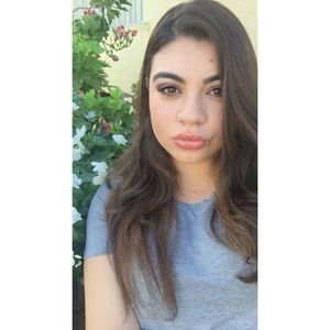 Meet your Posher, Nayeli