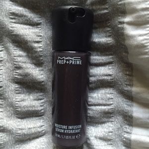 MAC prep and prime moisture infusion