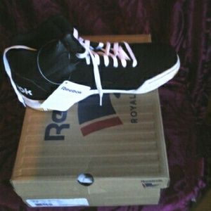 NIB Men's Reebok Royal  Classic