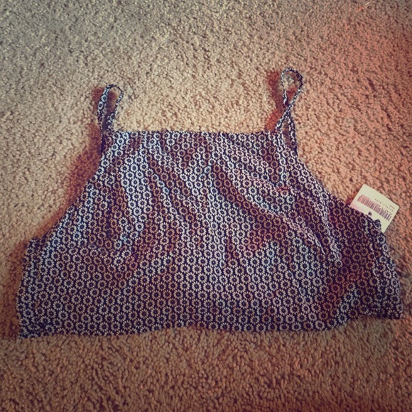 Brandy Melville crop top
