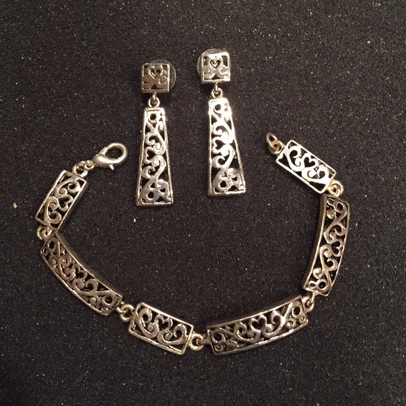 Earrings & Bracelet set