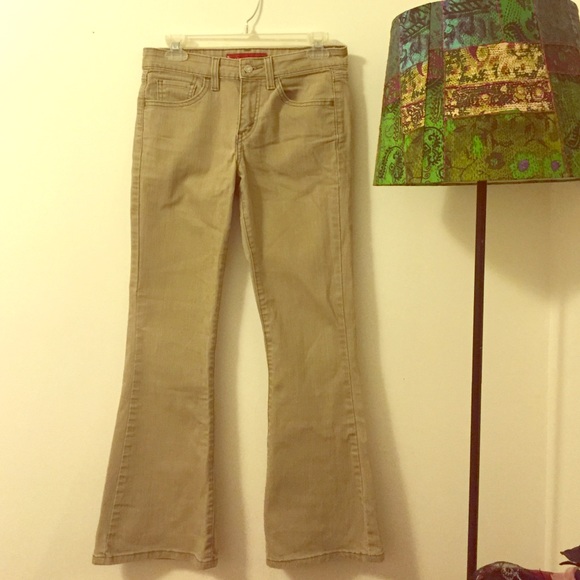 Levi's Pants - Tan denim pants.