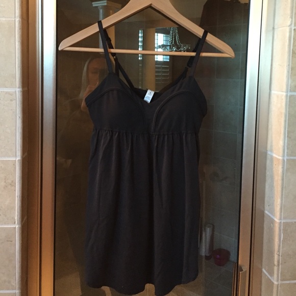 NWOT Lululemon Tank SZ 4 Black w/ Padding 🔥🔥🔥