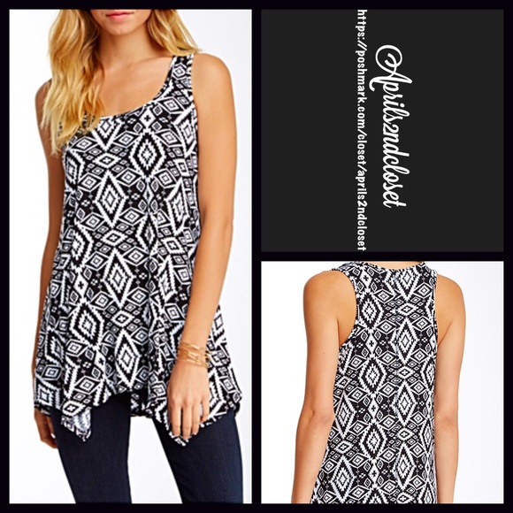 Bobeau Tops - ❗️1-HOUR SALE❗️Hi Lo Tunic Tank Top
