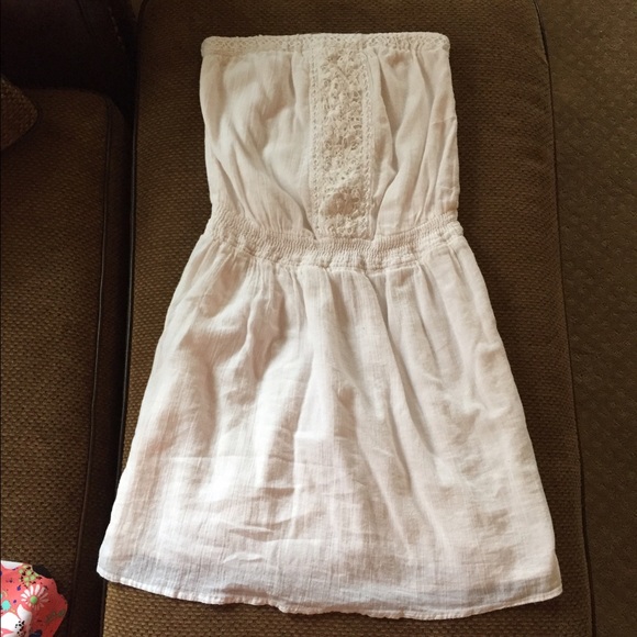 cream strapless dress