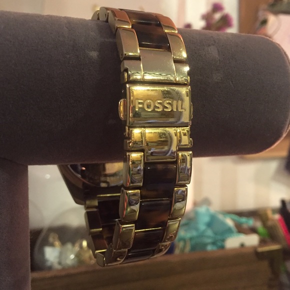 Tortoise Shell Fossil Watch - image 3