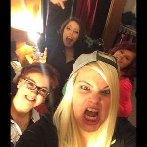 Meet your Posher, Shelby