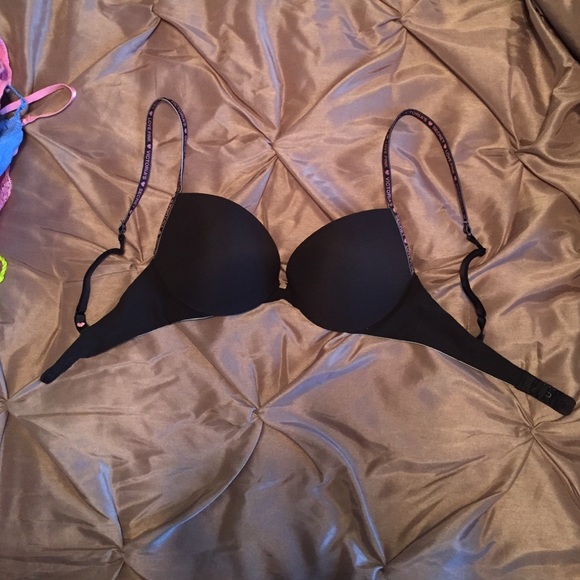 Victoria's Secret PINK bra (black)