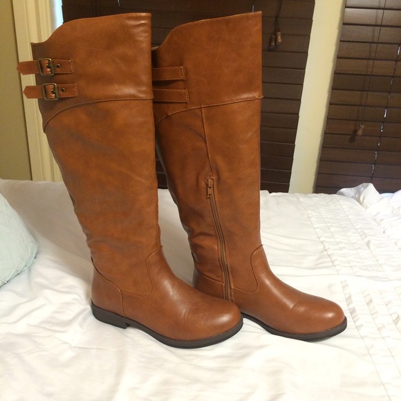 Wide calf riding boots
