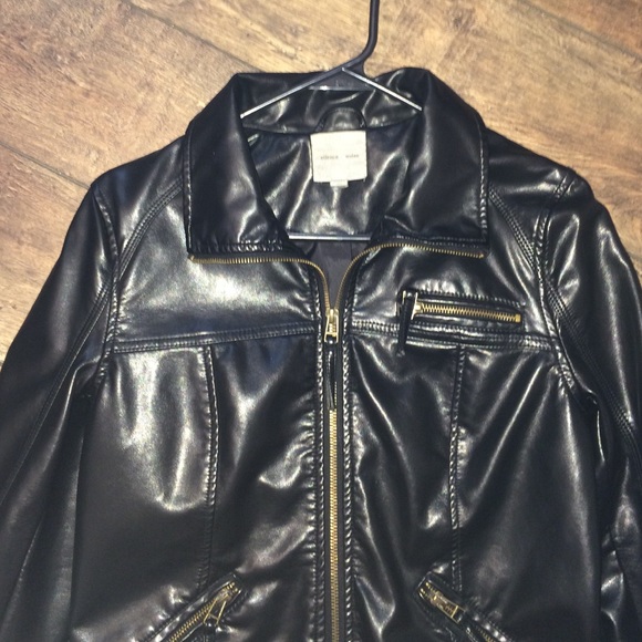 🍒URBAN OUTFITTERS LEARHER JACKET silent and noise