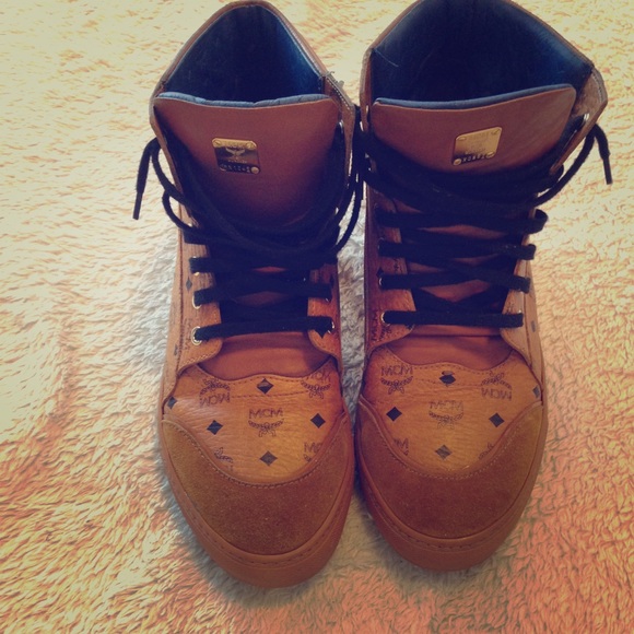 Men mcm sneakers