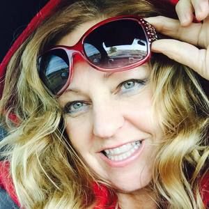 Meet your Posher, Laurel