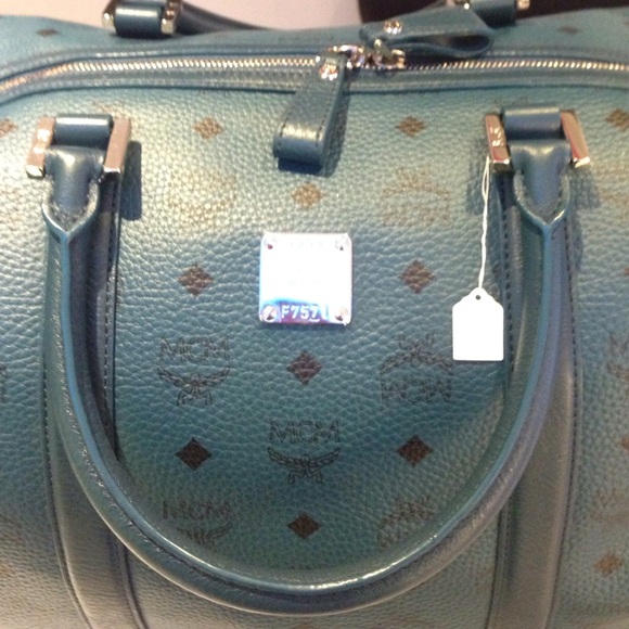 McM dufull - Picture 3 of 4